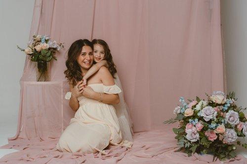 mobile - carousel-hero-element image-0